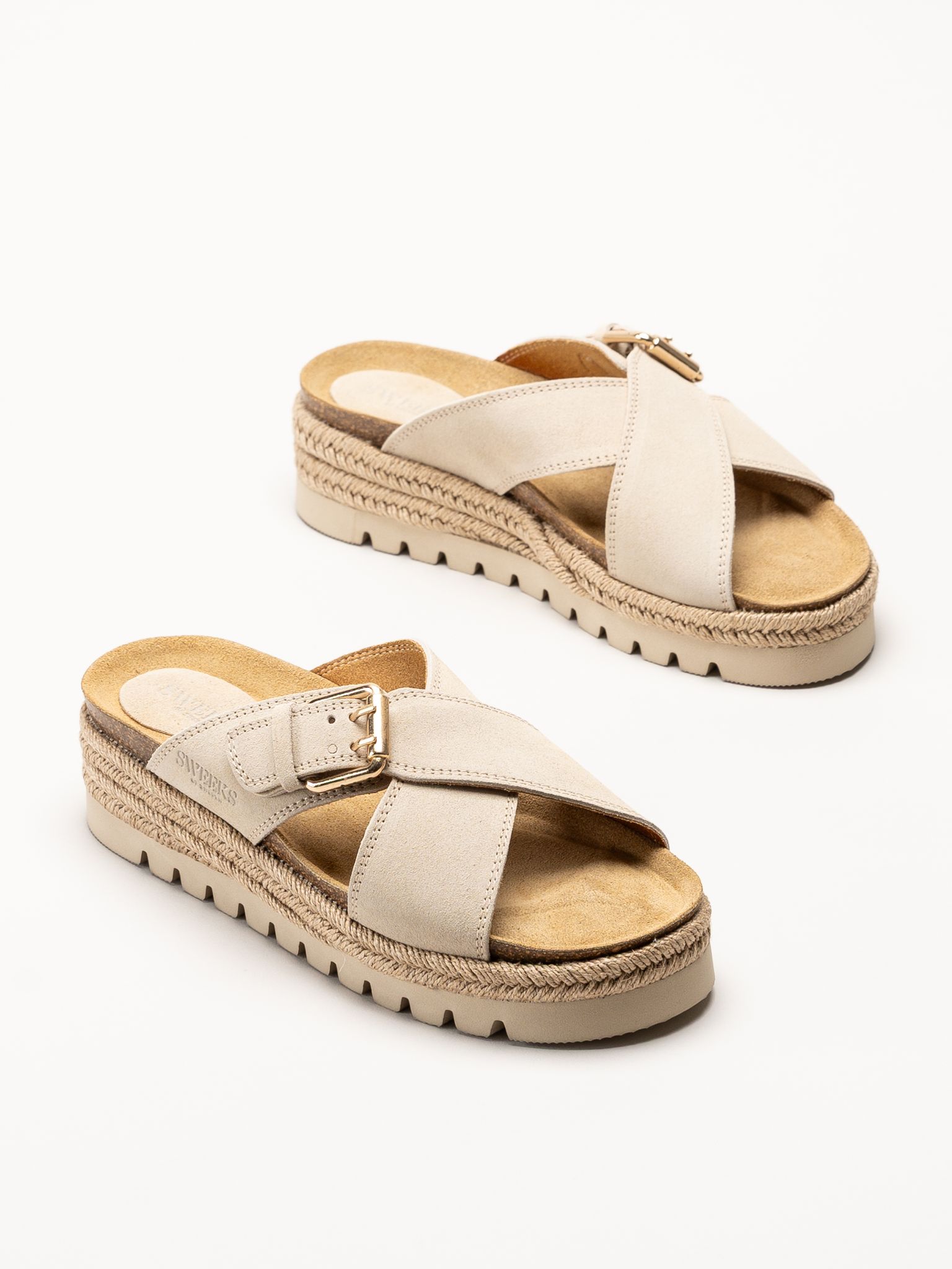 Sweeks - Sonja Cross - Beige sandaler i mocka