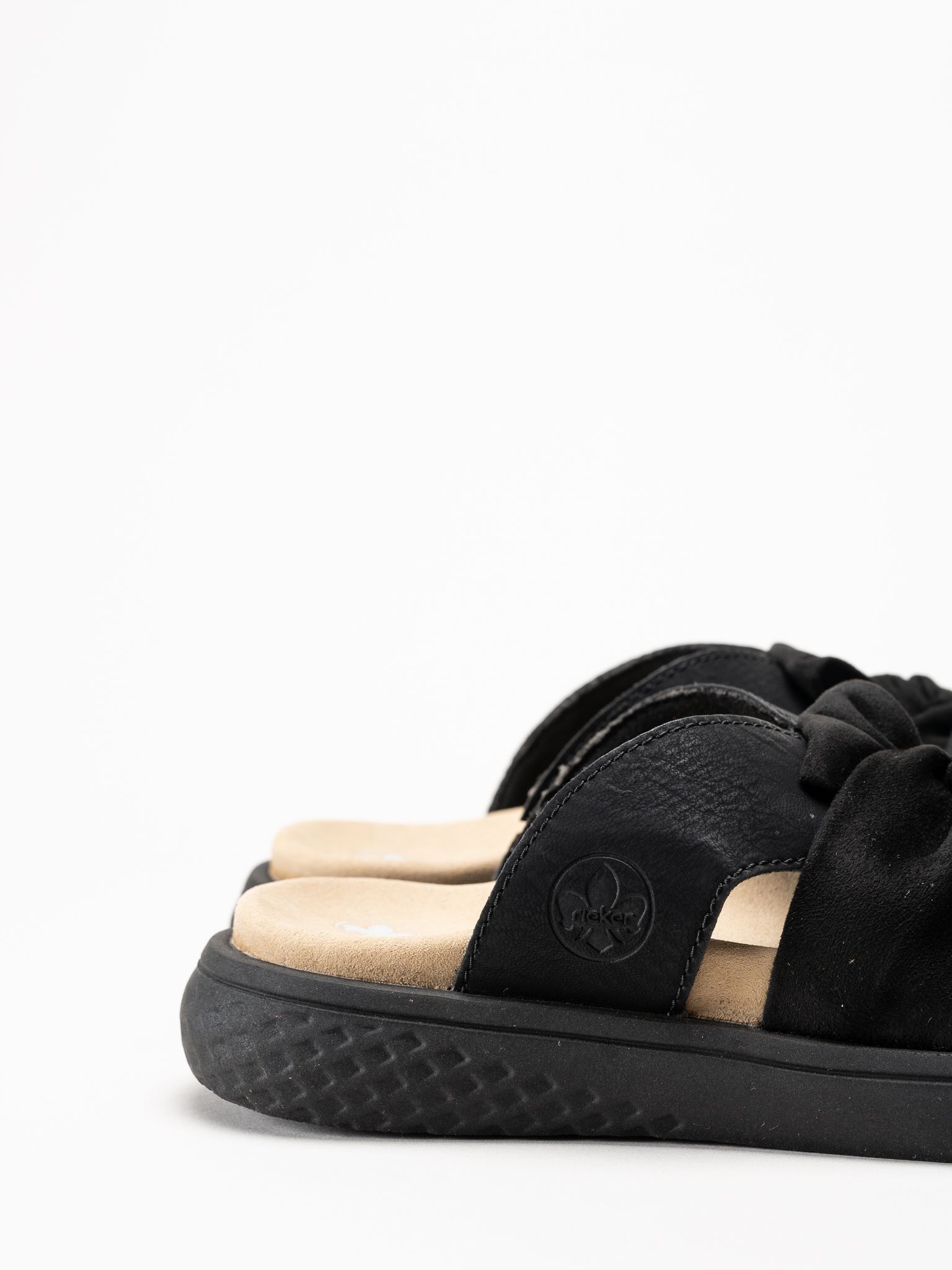 Rieker - Svarta slip in sandaler