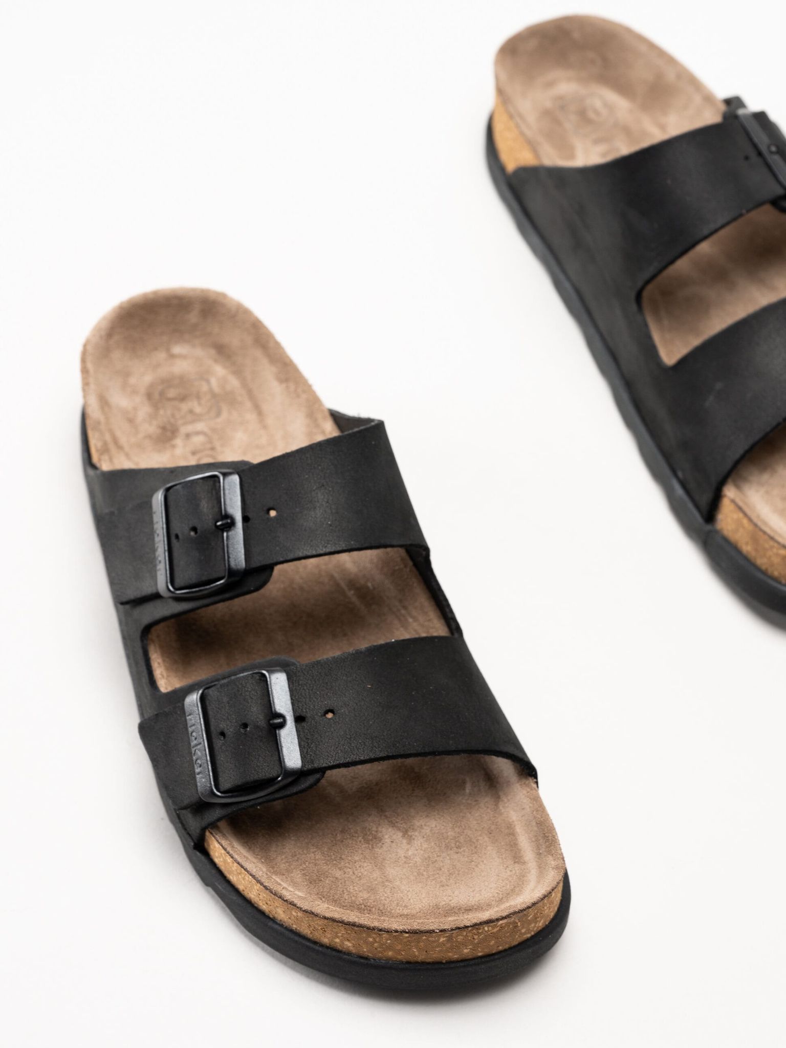Rieker - Svarta sandaler i nubuck