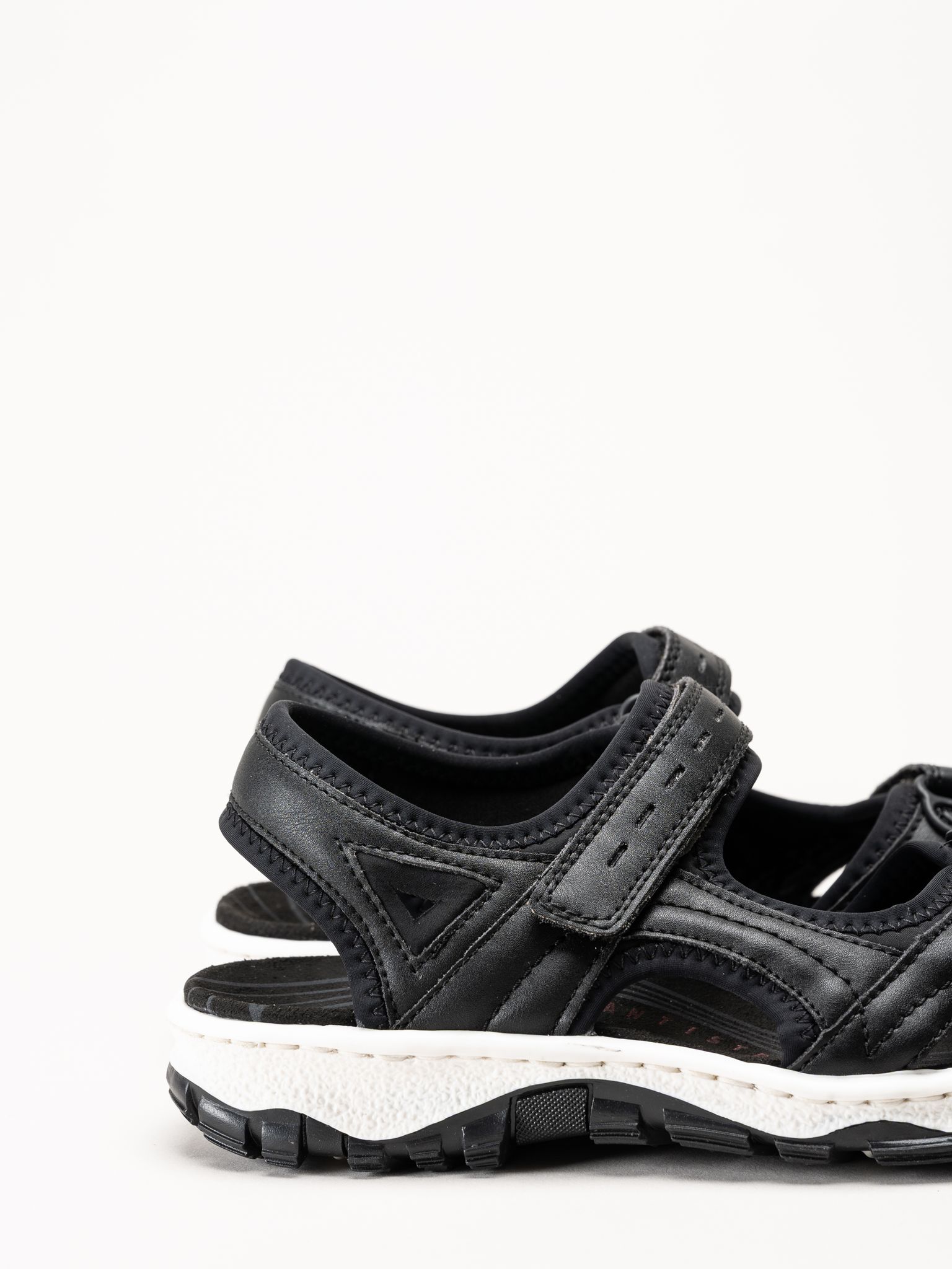 Rieker - Svarta remsandaler