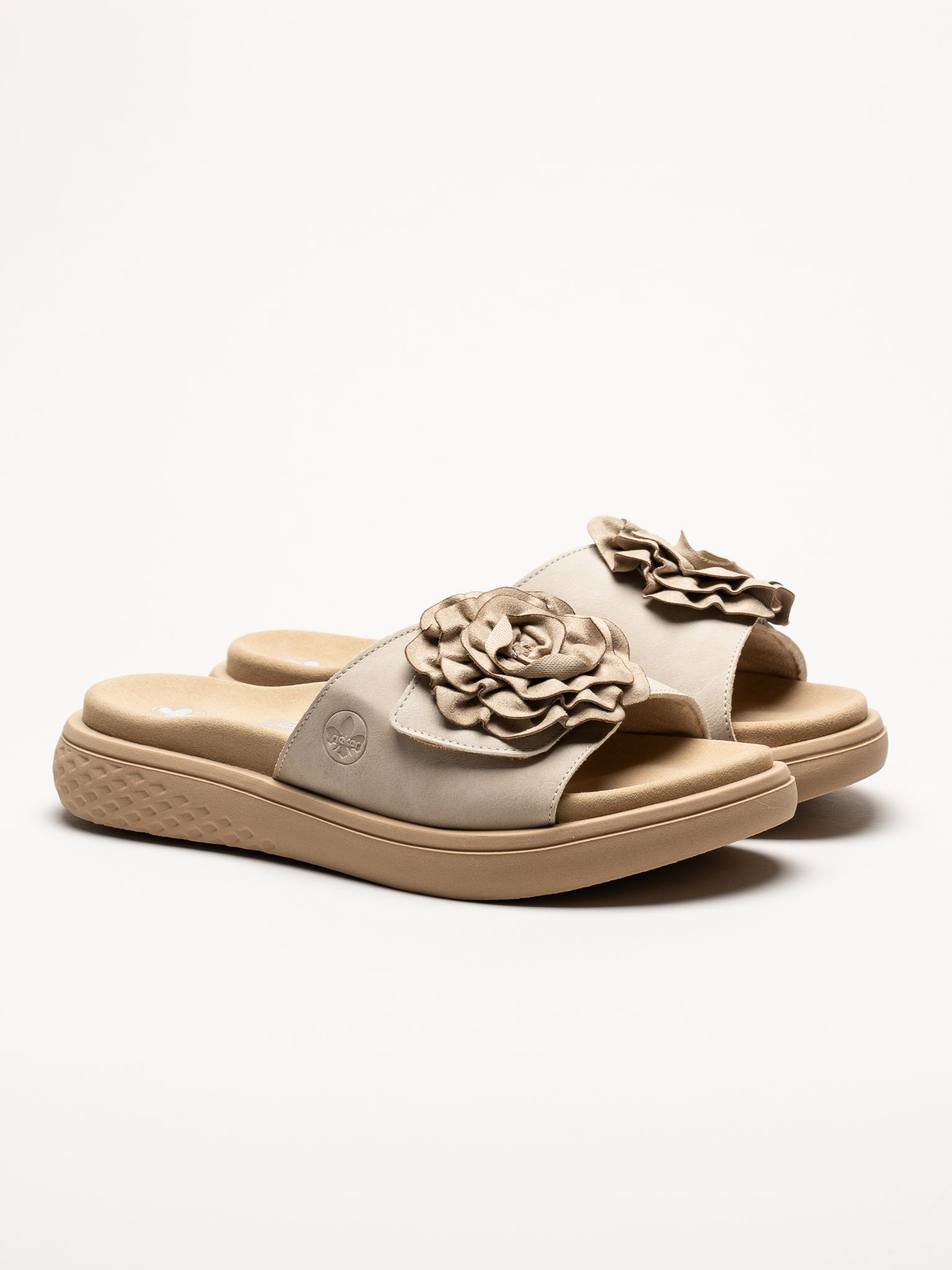 Rieker - Beige sandaler med rosett