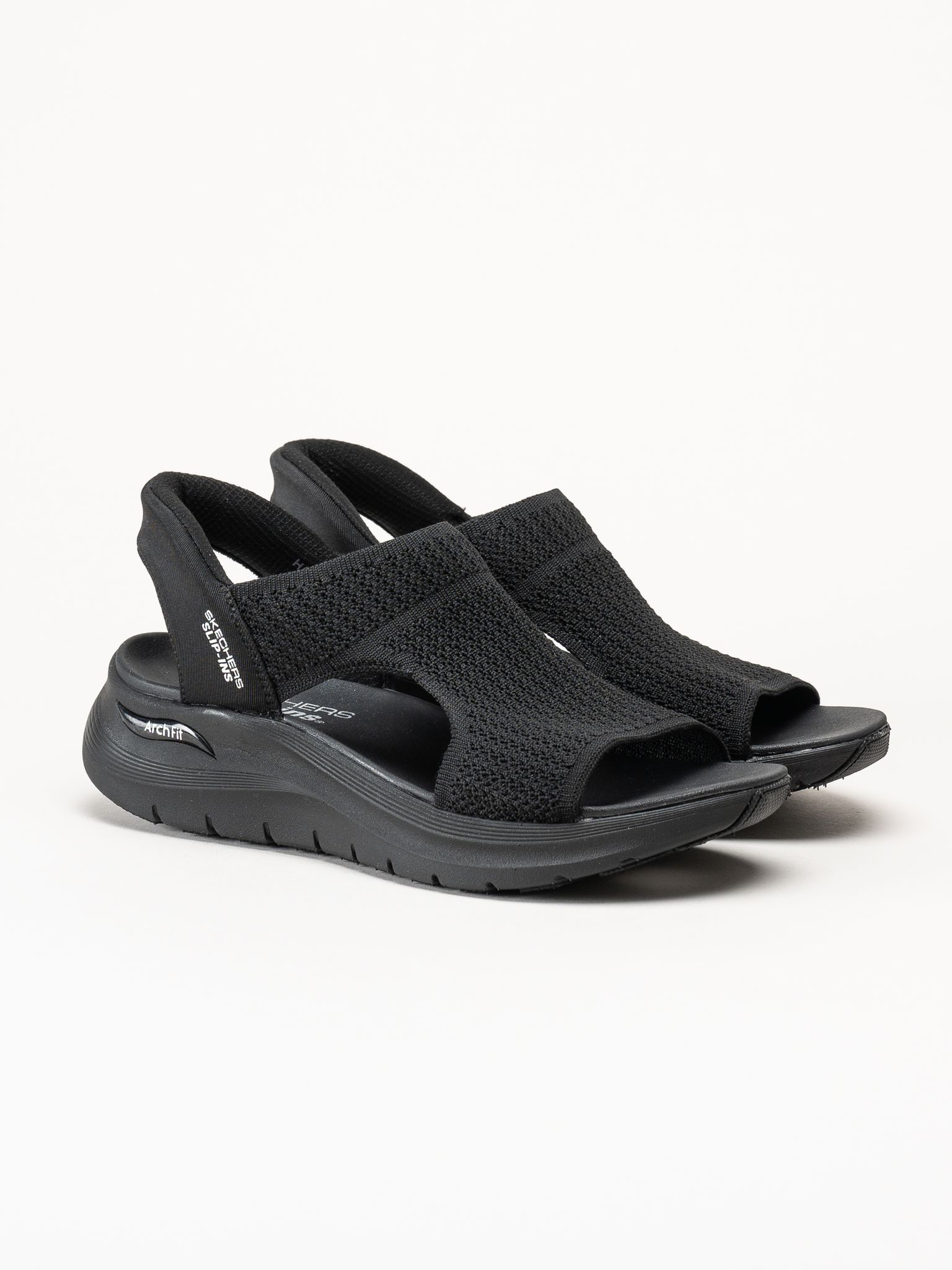 Skechers - Arch Fit - Svarta slip-in sandaler