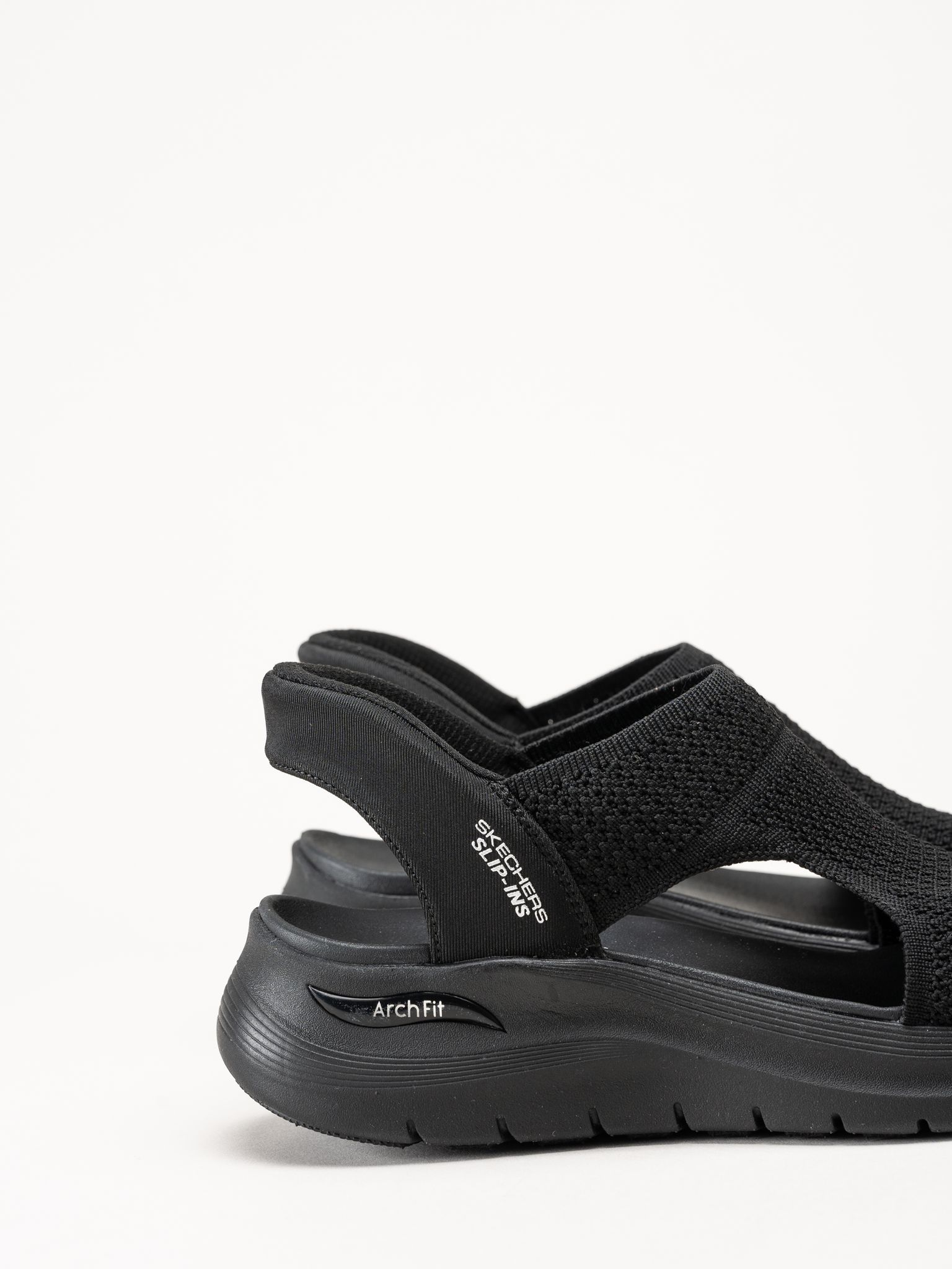 Skechers - Arch Fit - Svarta slip-in sandaler