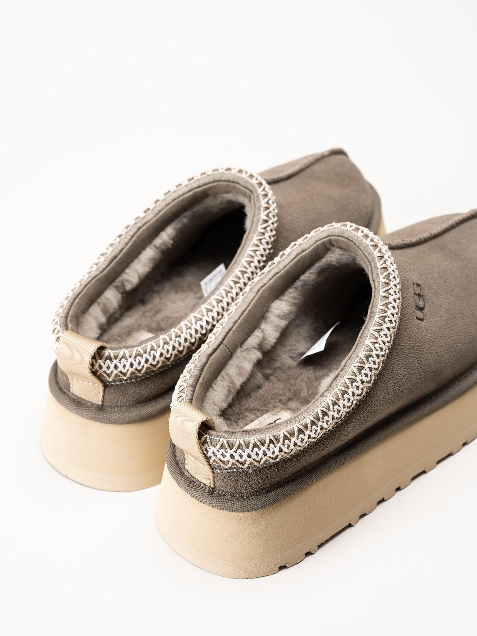 UGG - W Tazz II - Bruna fårskinnsfodrade tofflor