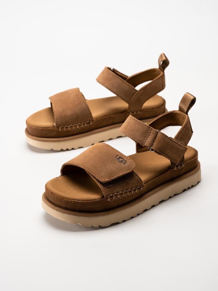 UGG - W Goldenstar - Bruna platåsandaler i mocka