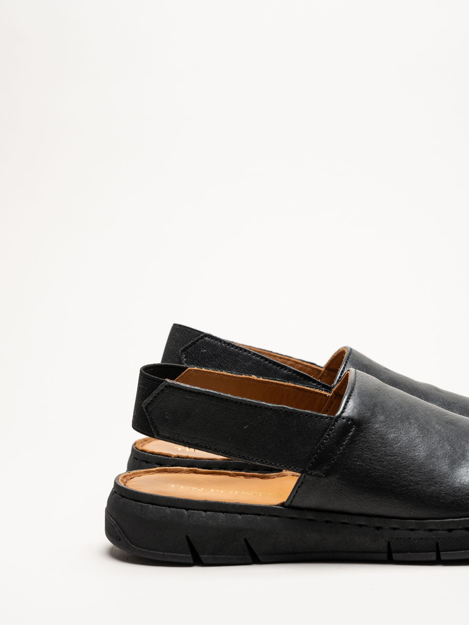 Ten Points - Julia - Svarta sandaler i skinn