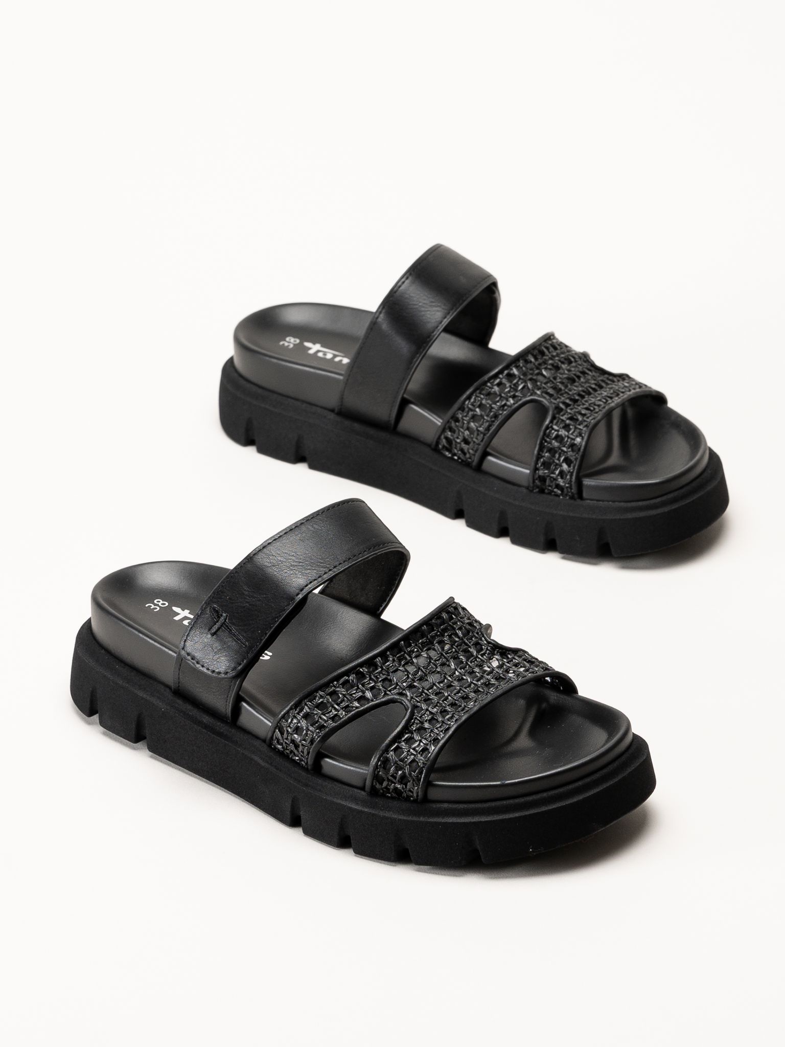 Tamaris - Svarta platåsandaler