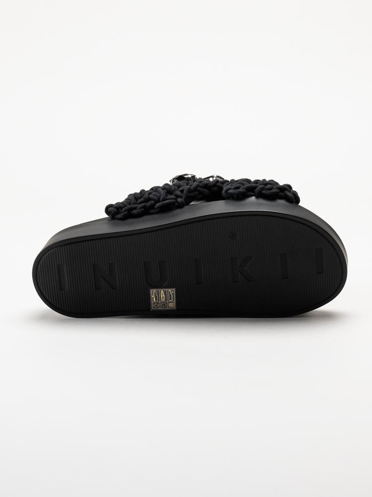 Inuikii - Woven Stones - Svarta slip in sandaler i virkad textil