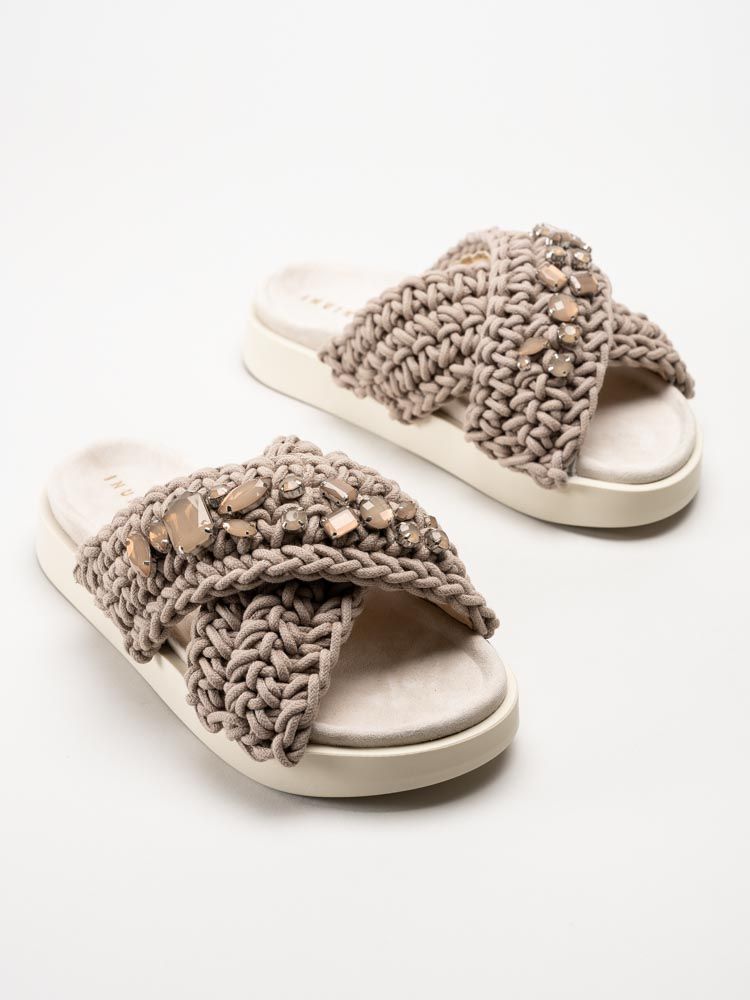 Inuikii - Woven Stones - Beige slip in sandaler i virkad textil
