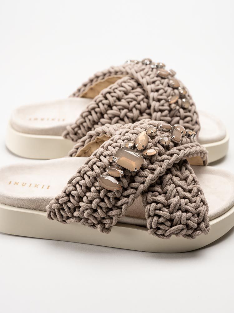 Inuikii - Woven Stones - Beige slip in sandaler i virkad textil