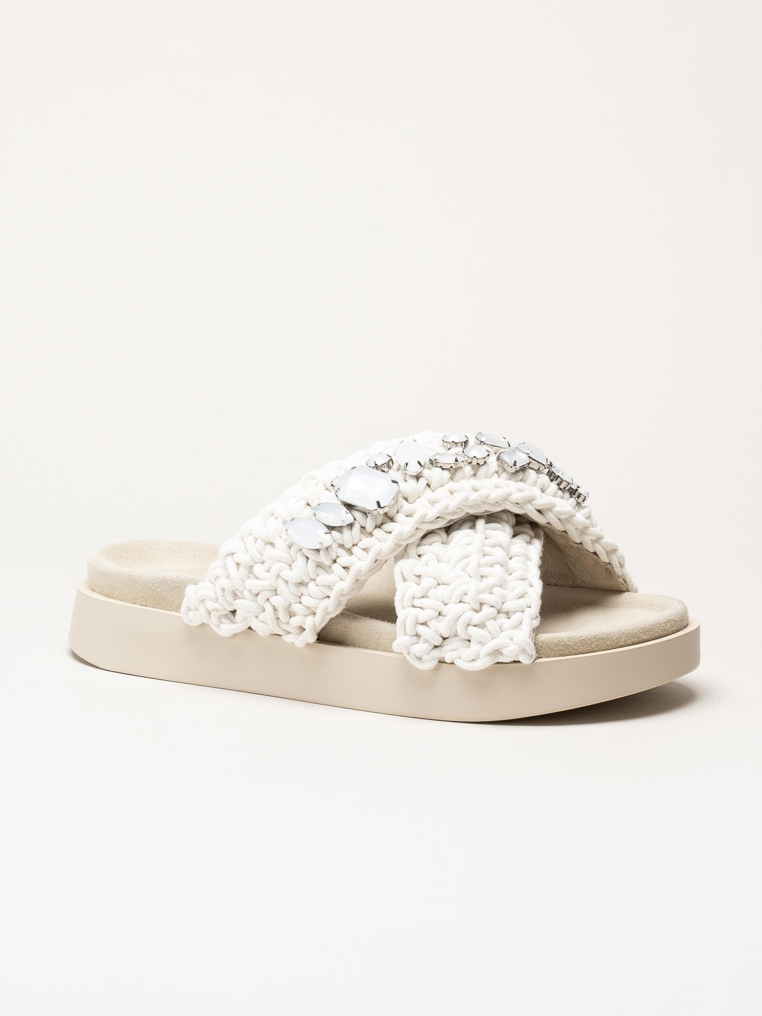 Inuikii - Woven Stones - Vita sandaler i virkad textil