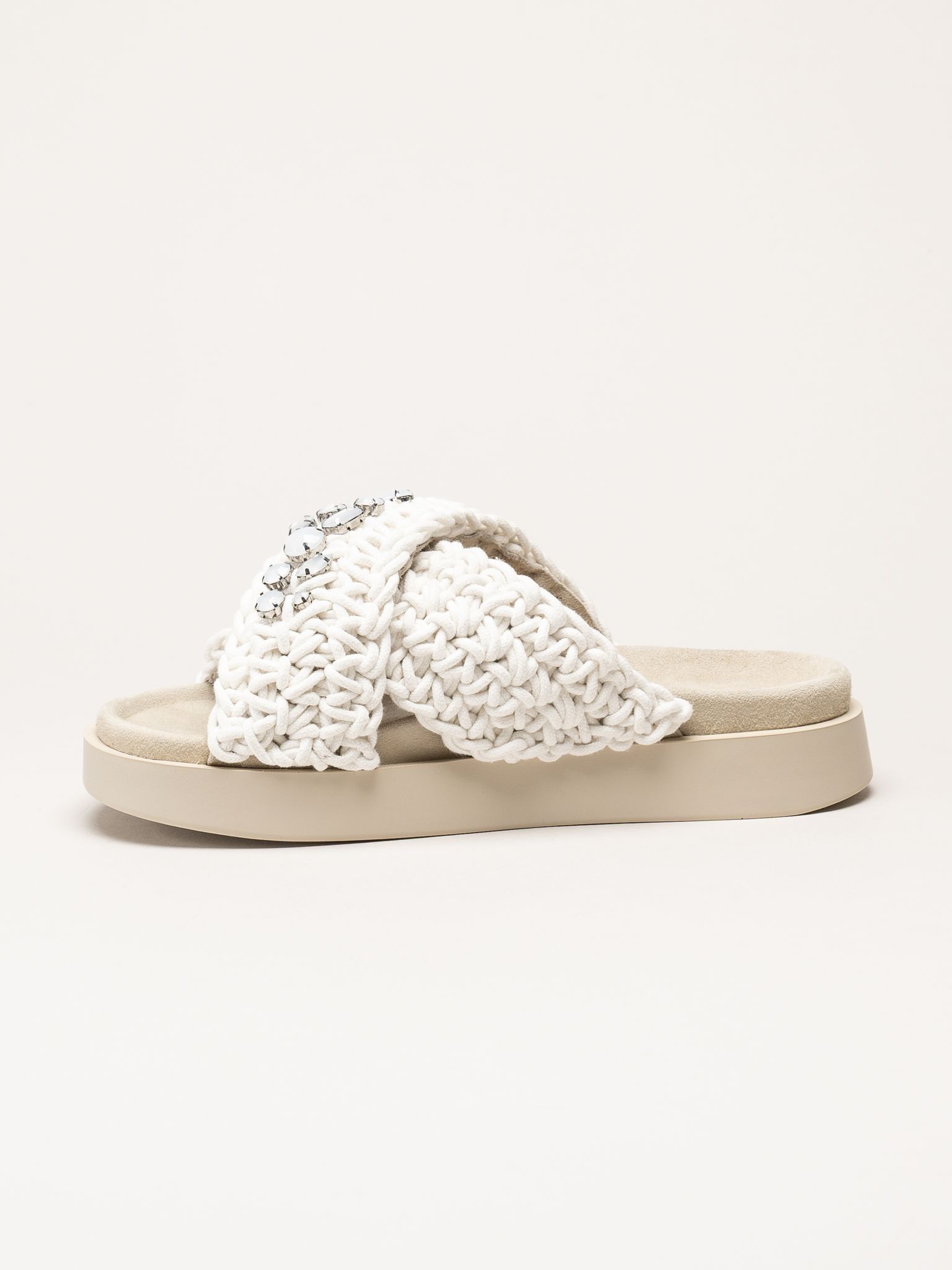 Inuikii - Woven Stones - Vita sandaler i virkad textil