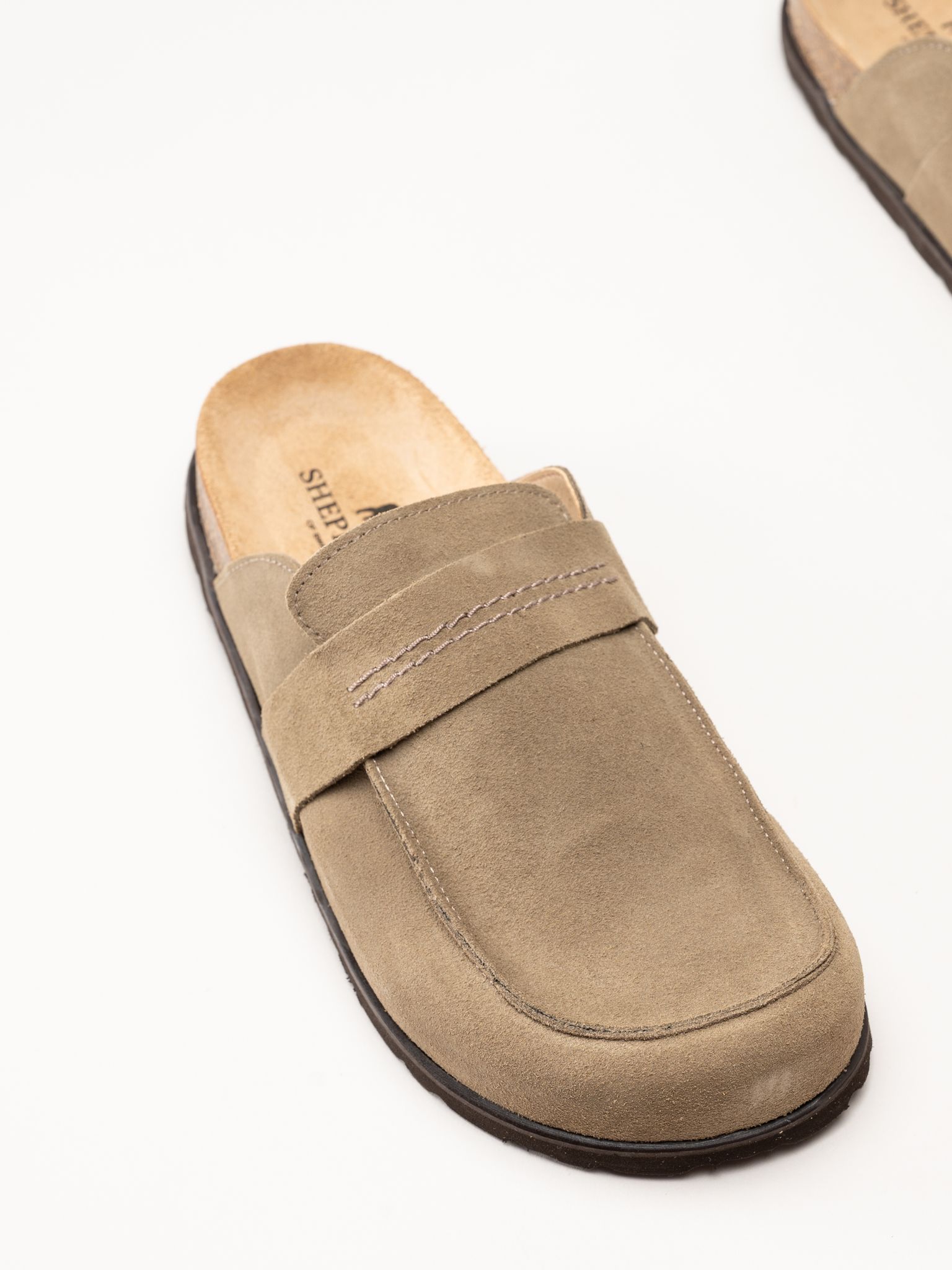 Shepherd - Petra - Beiga slip in tofflor