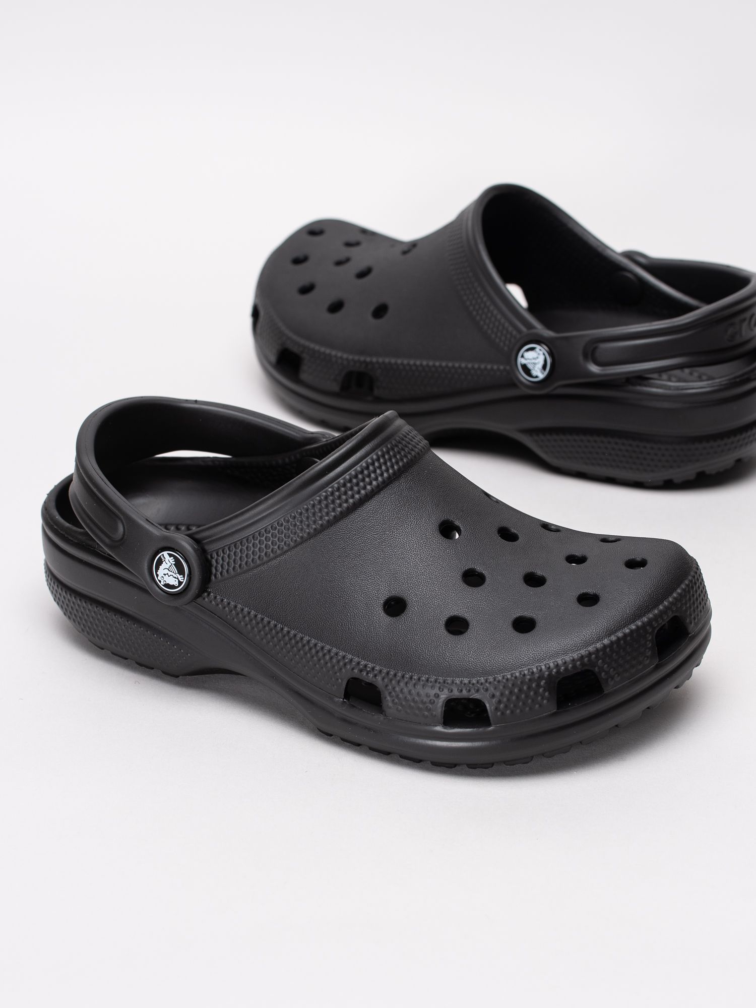 Crocs - Classic Clog - Svarta slip in tofflor