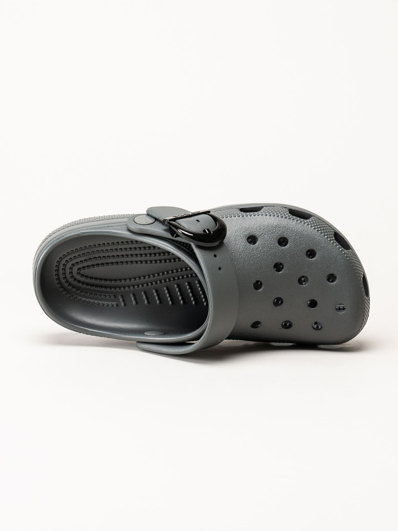 Crocs - Classic Buckle Clog - Grå slip in tofflor
