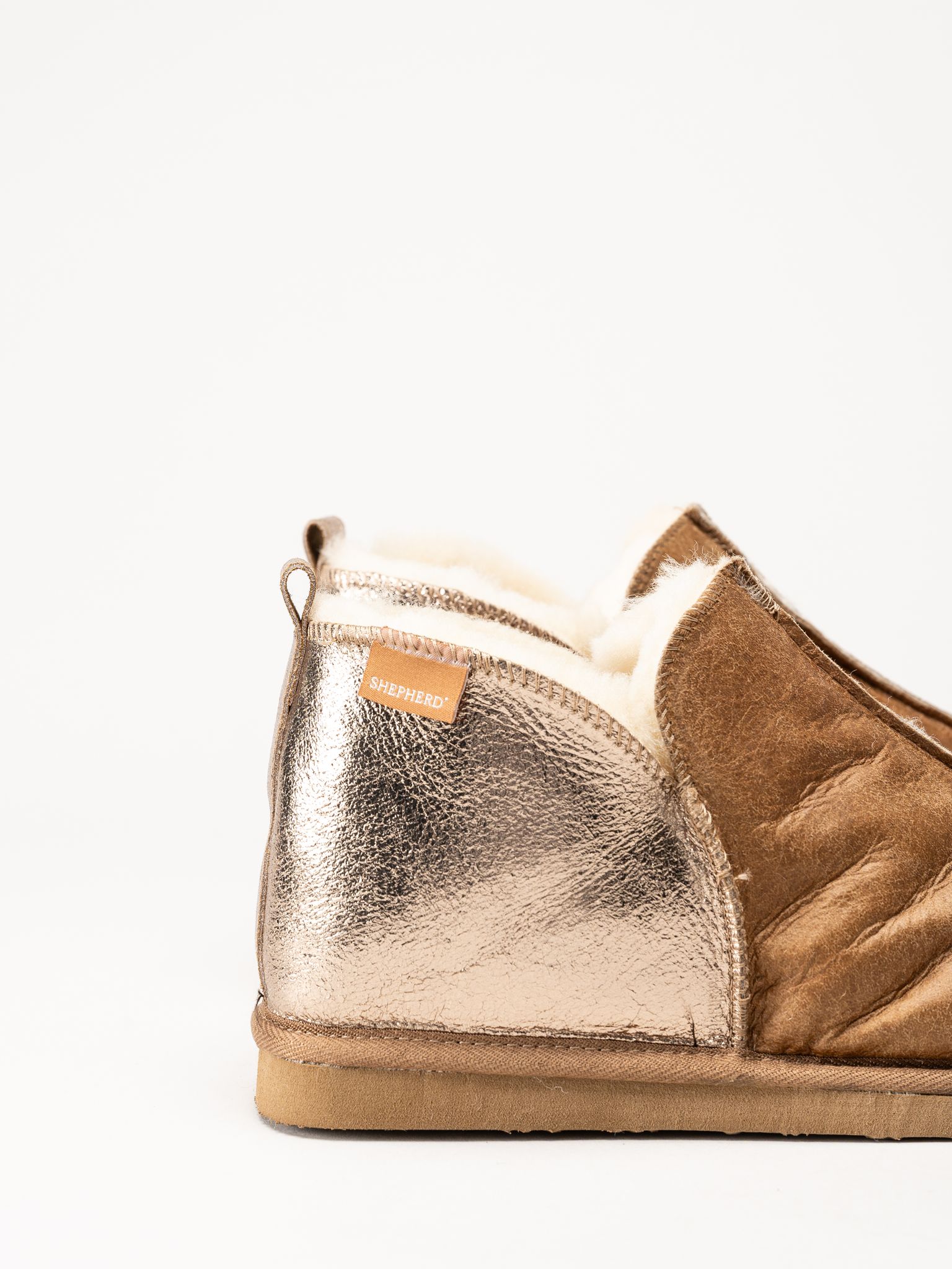 Shepherd - Annie - Bruna/guld fårskinnstofflor