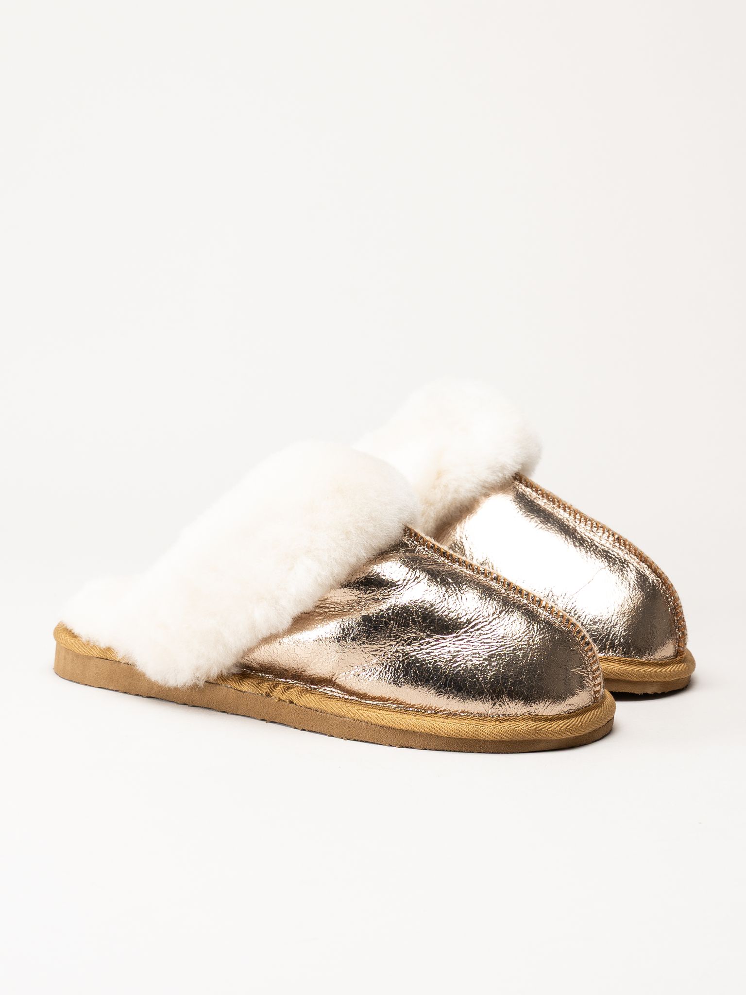Shepherd - Jessica - Guldfärgade fårskinnstofflor