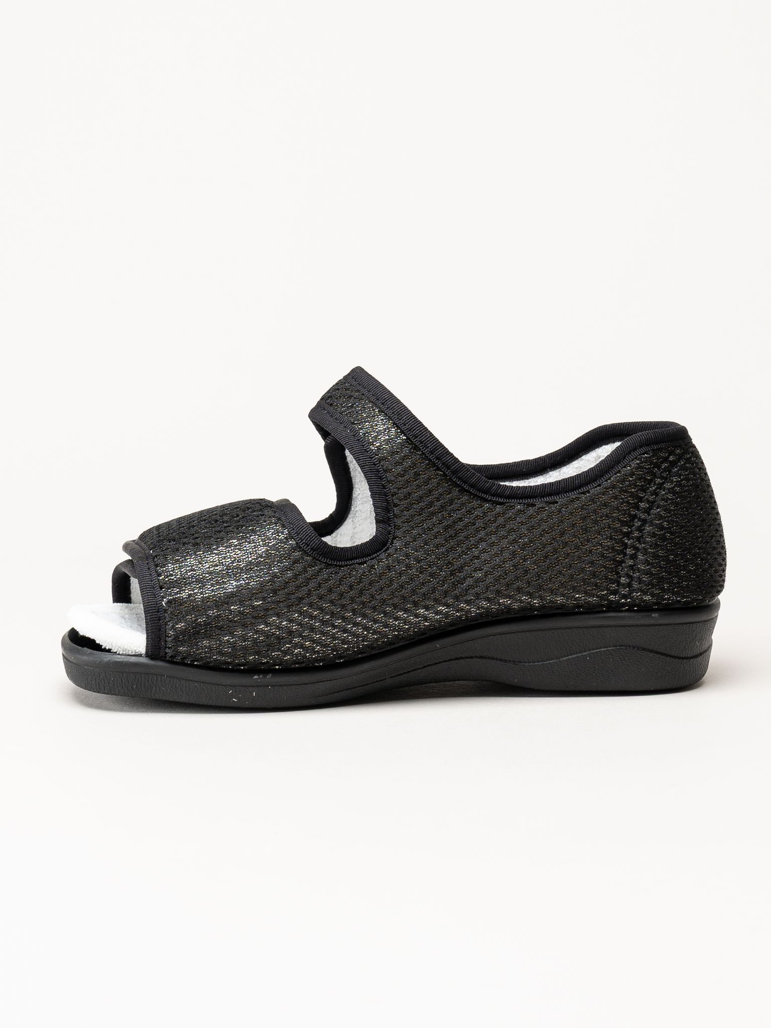 Celia Ruiz - Orthoce - Svarta tofflor