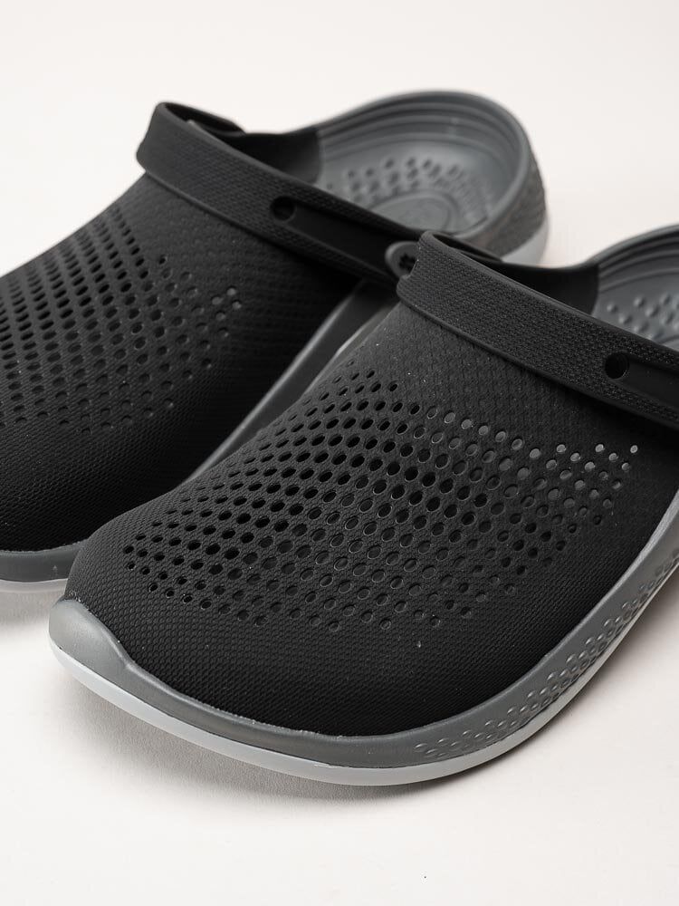 Crocs - LiteRide 360 Clog - Svarta badtofflor