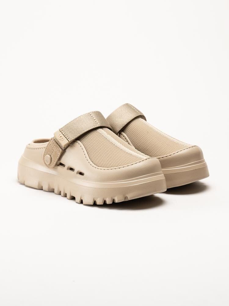 UGG - M PeakMod - Beige clogs med platå