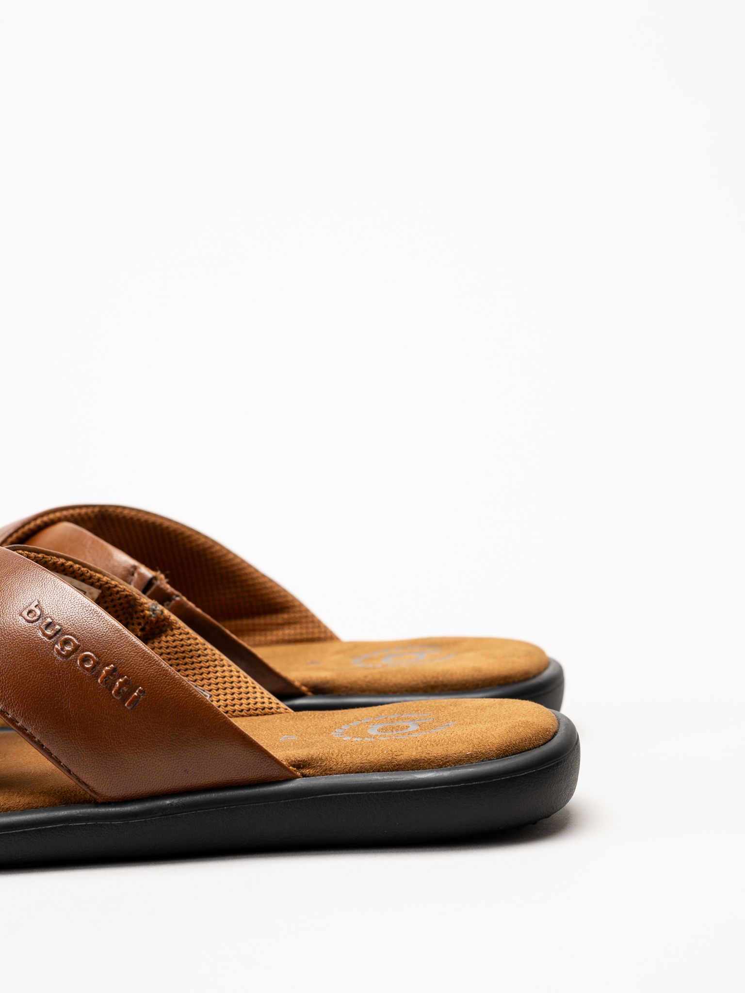 Bugatti - Dove - Bruna sandaler