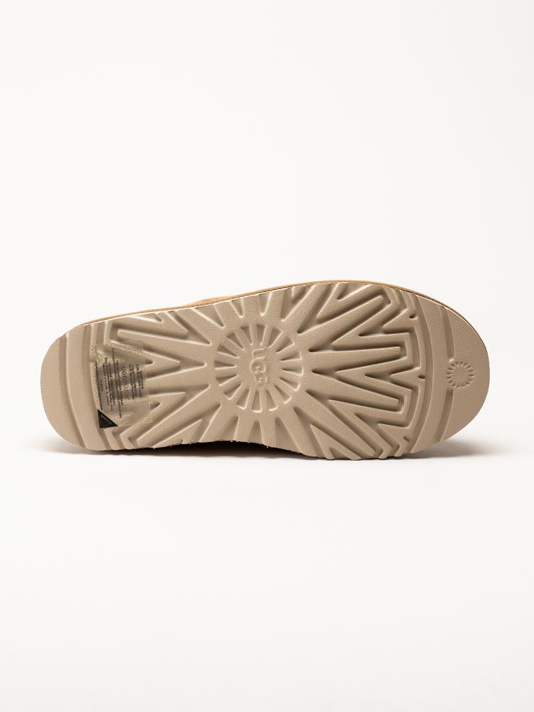 UGG - Classic - Bruna fårskinnstofflor