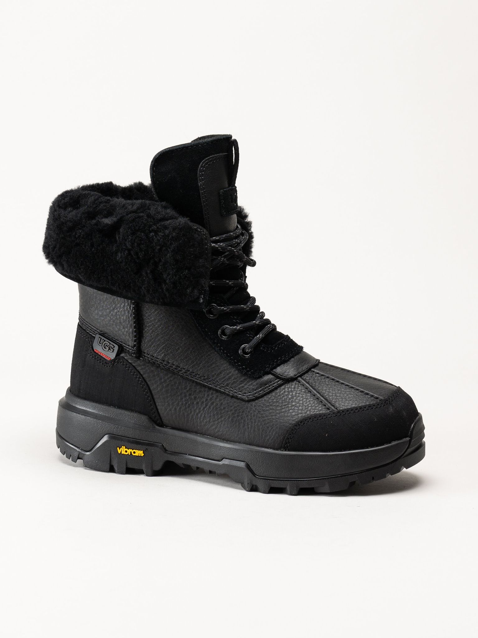 UGG - W Adirondack Boot XXV - Svarta ullfodrade vinterkängor