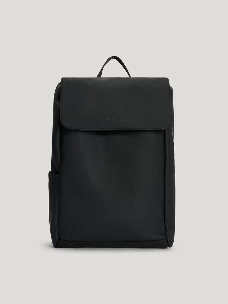 Tretorn - Tretorn Wings Daypack - Svart ryggsäck i mjukt men slitstarkt PU-material