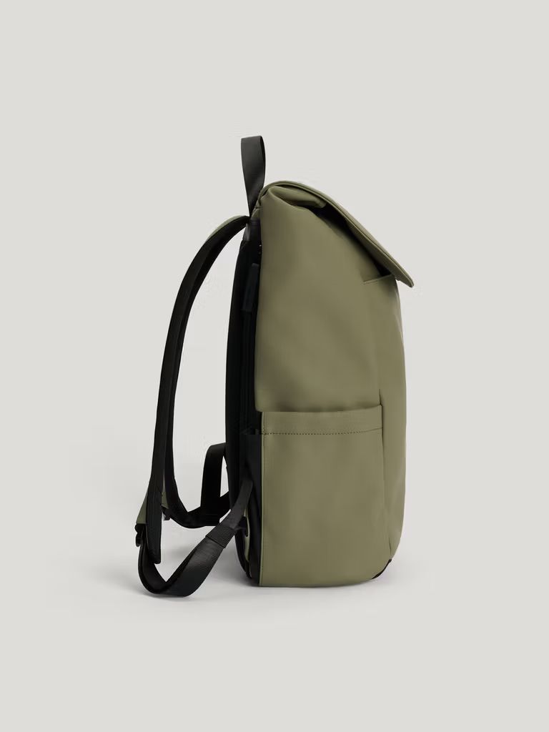 Tretorn - Tretorn Wings Daypack - Grön ryggsäck i mjukt men slitstarkt PU-material