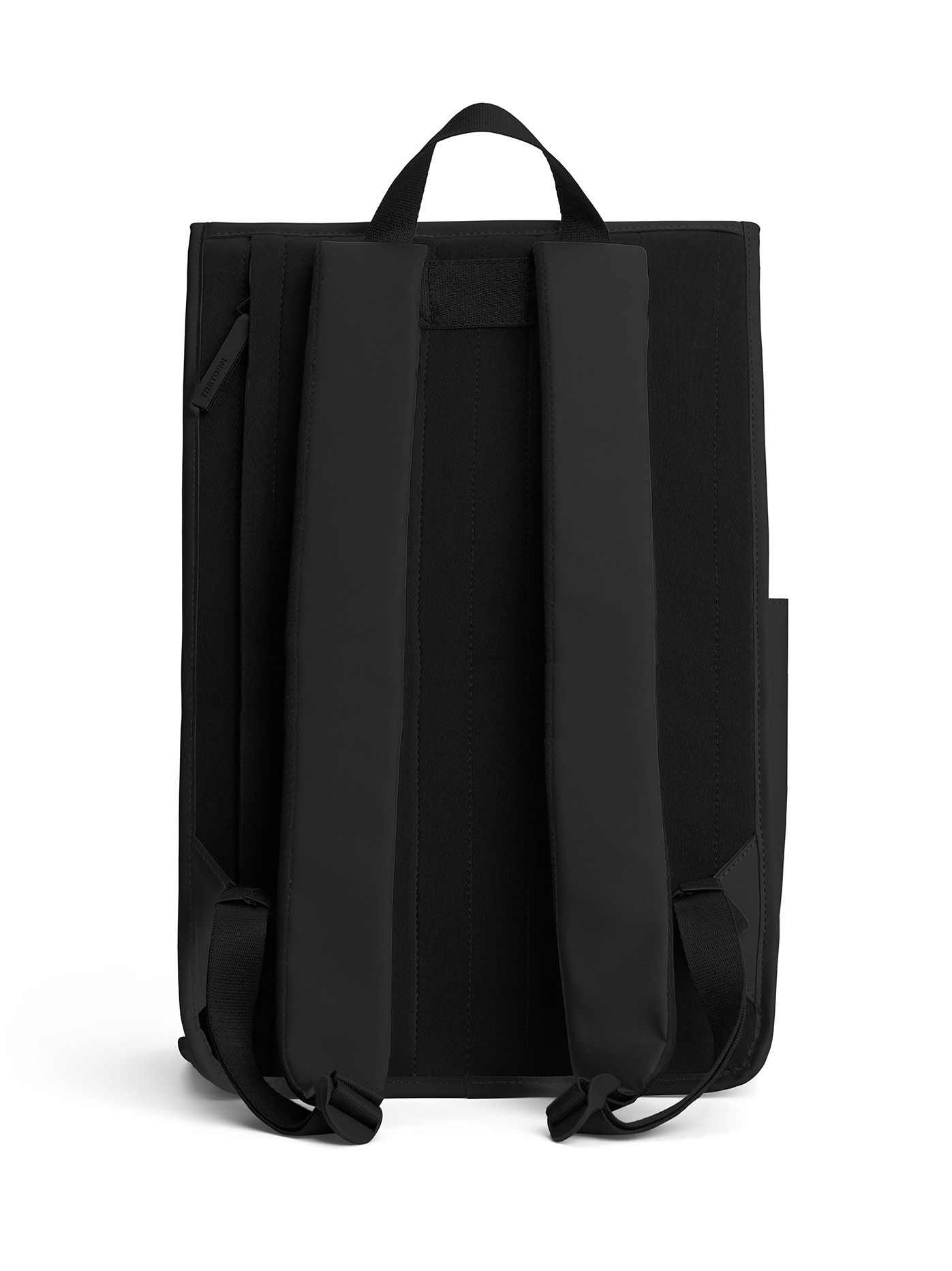 Tretorn - Wings Daypack - Svart vädertålig ryggsäck i smidig PU