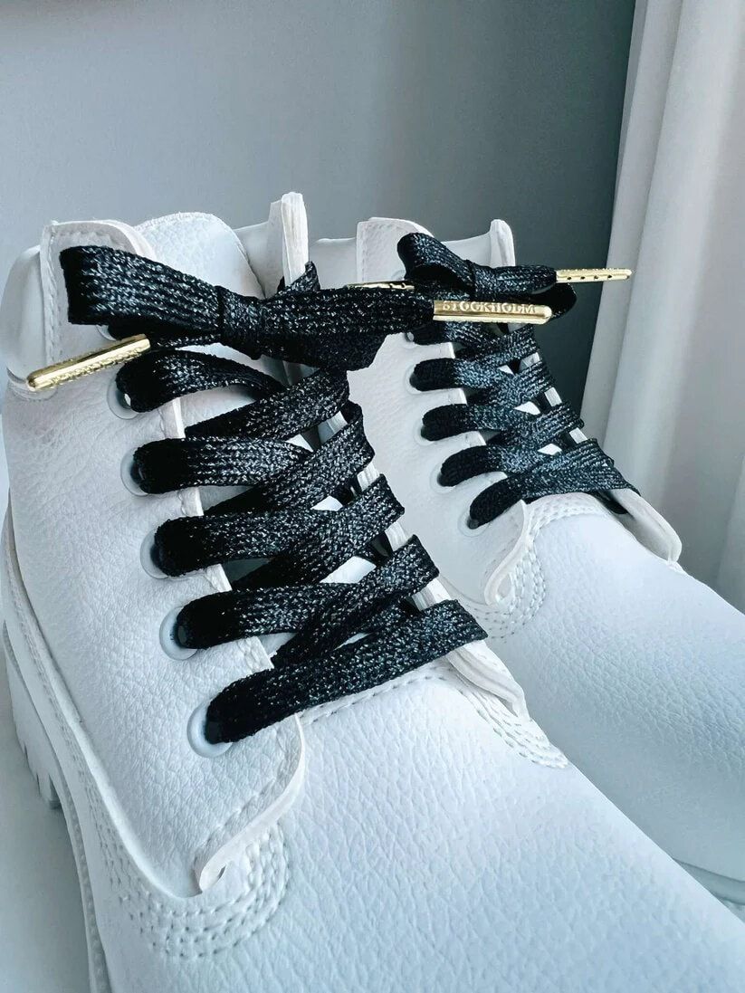 The Shoelace Brand - Glitter Black 120 - Svarta skimmrande skosnören i textil