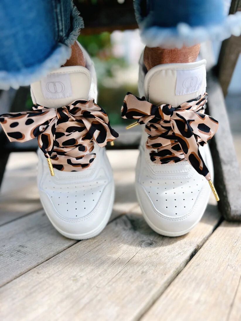 The Shoelace Brand - Leopard Scarf 120 - Leopardmönstrade skoband i satin