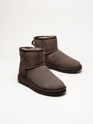 UGG - Classic Mini II - Mörkbruna fodrade boots