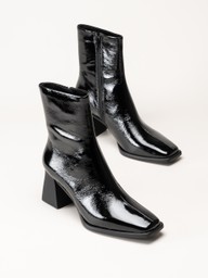 Vagabond - Hedda - Svarta boots i lack