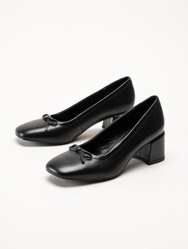 Vagabond - Adison - Svarta klassiska pumps i skinn