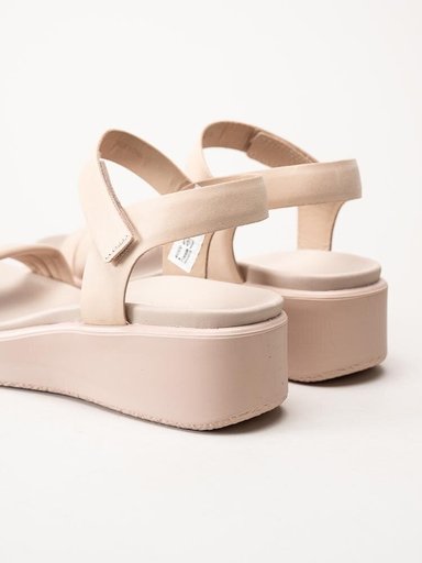 Ecco - Flowt W Wedge - Rosa sandal i skinn medi kilklack