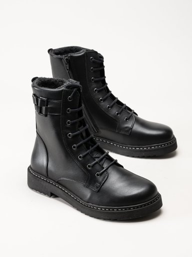 New Feet - Svarta kängor i skinn med Tex-membran