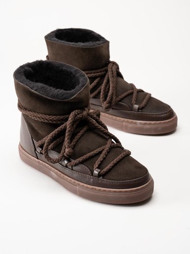 Inuikii - Classic - Mörkbruna fodrade boots