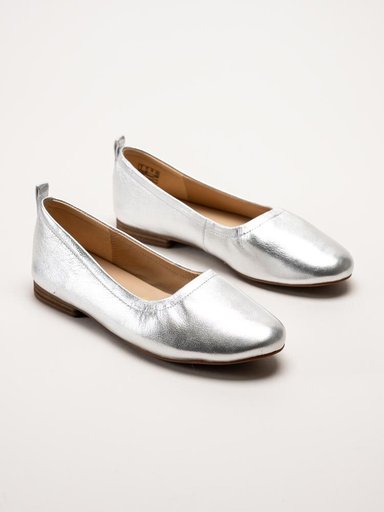 Clarks - Fawna Soft D - Slilver ballerina i skinn