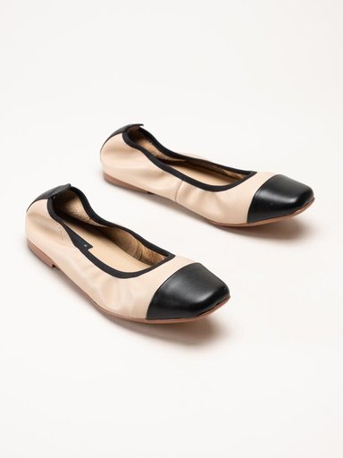 Novita - Amendola - Beige ballerina med svarta detaljer
