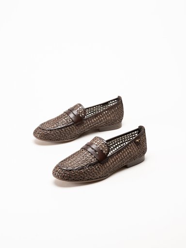 Tamaris - Mörkbruna loafers i skinn