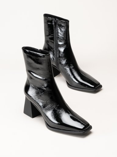 Vagabond - Hedda - Svarta boots i lack