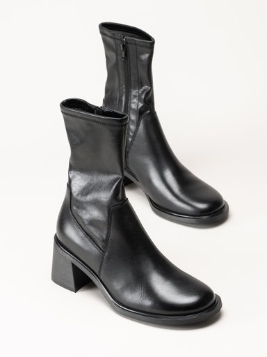 Vagabond - Vega - Svarta skinnboots