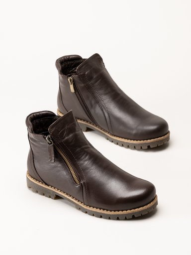 Charlotte of Sweden - Mörkbruna boots