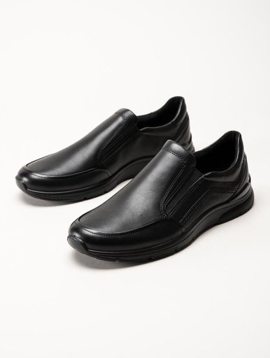 Ecco - Irving - Svarta slip on promenadskor i skinn