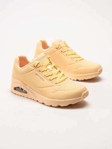 Skechers - Uno - Stand On Air - Gula sneakers i skinnimitation