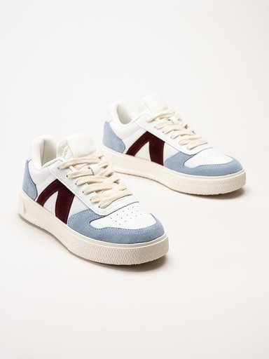 ARKK Copenhagen - Uncover - Vita skinnsneakers med mockadetaljer