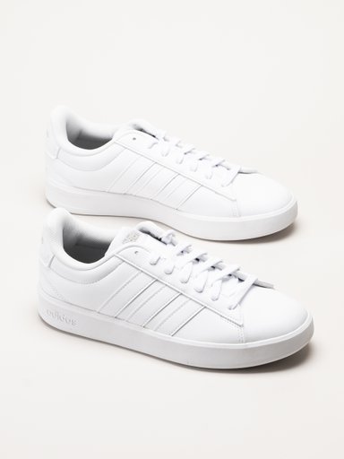 Adidas - Grand Court 3.0 - Vita sneakers i skinnimitation