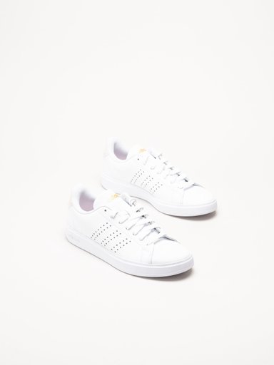 Adidas - Advantage 2.0 - Vita sneakers i skinnimitation
