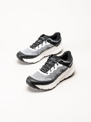 Merrell - Nova 4 - Svartvita sneakers i mesh